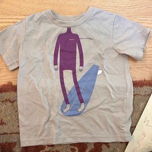 Patagonia kids tshirt size 4t